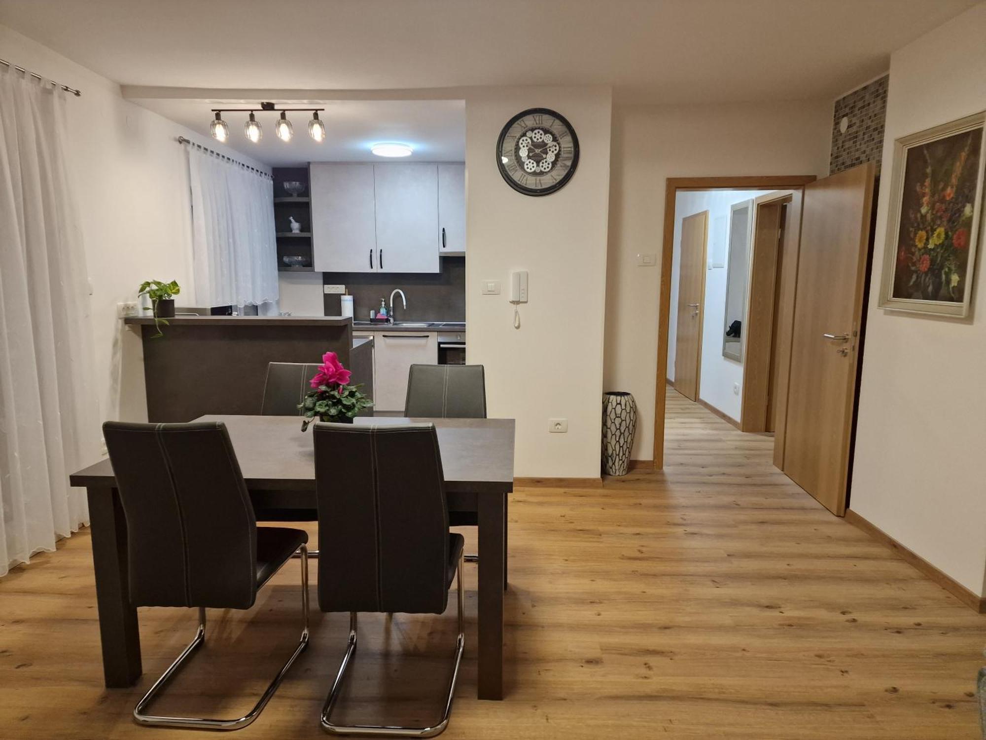 Vila Lastovka Ljubljana Ngoại thất bức ảnh